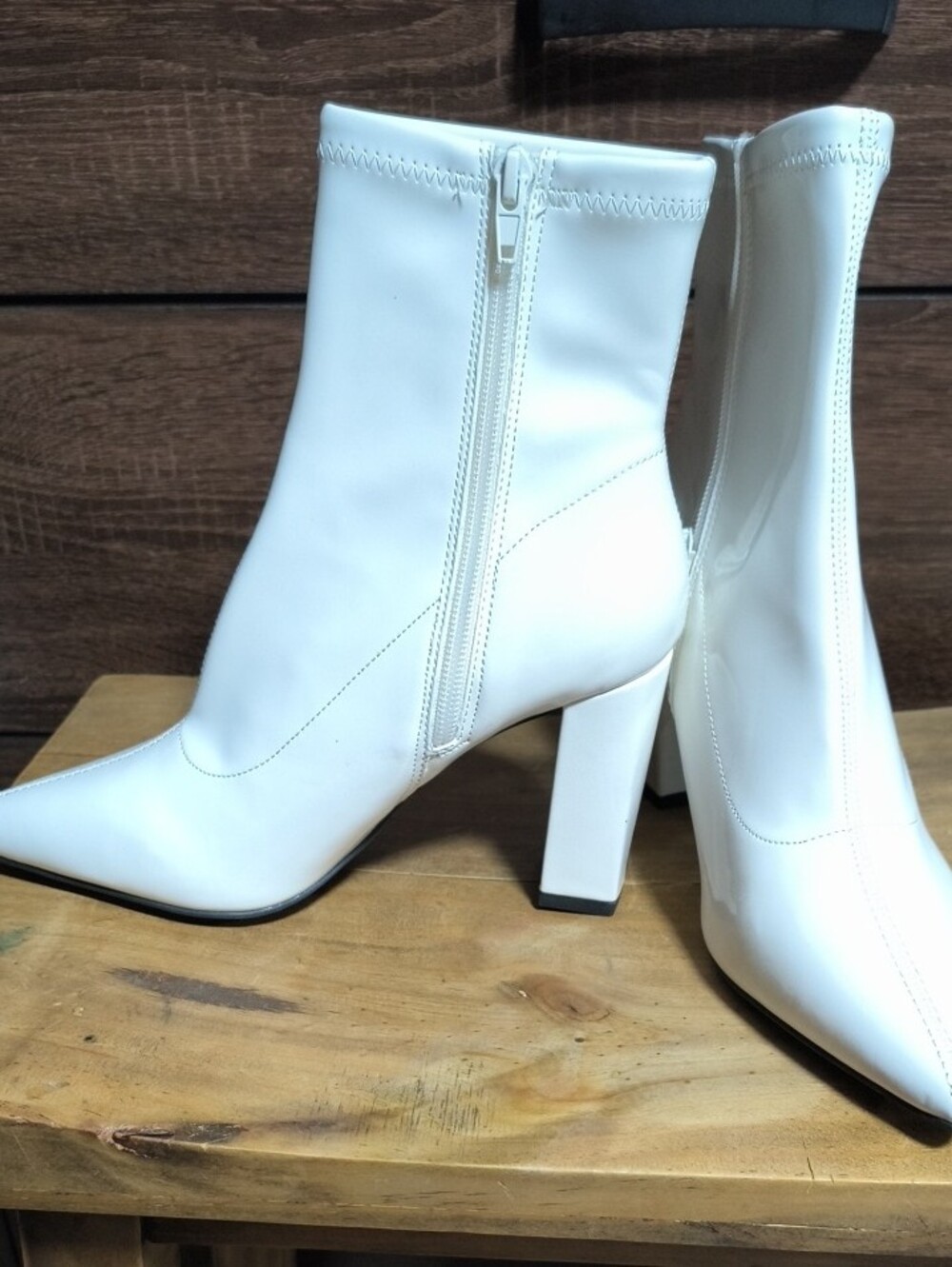 Wild Pair White Pointed-Toe Zip Ankle Heeled Boots - Picture 2 of 6